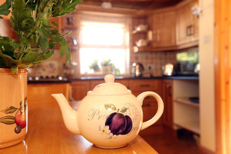 Beezies Self Catering Cottages Grange  Экстерьер фото