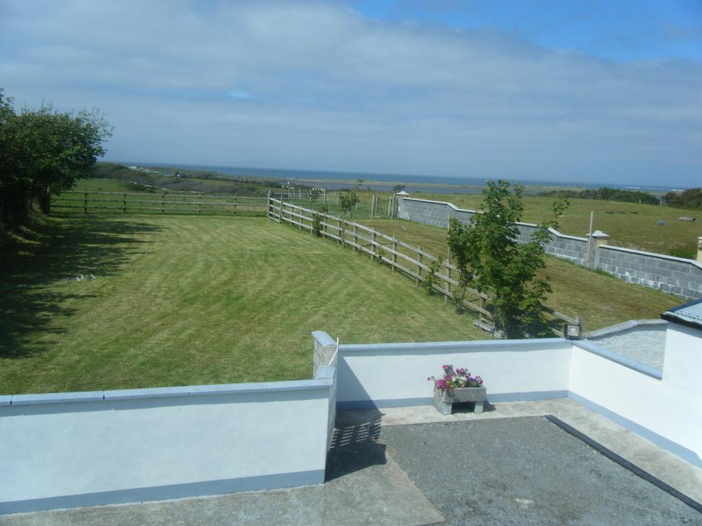 Beezies Self Catering Cottages Grange  Экстерьер фото